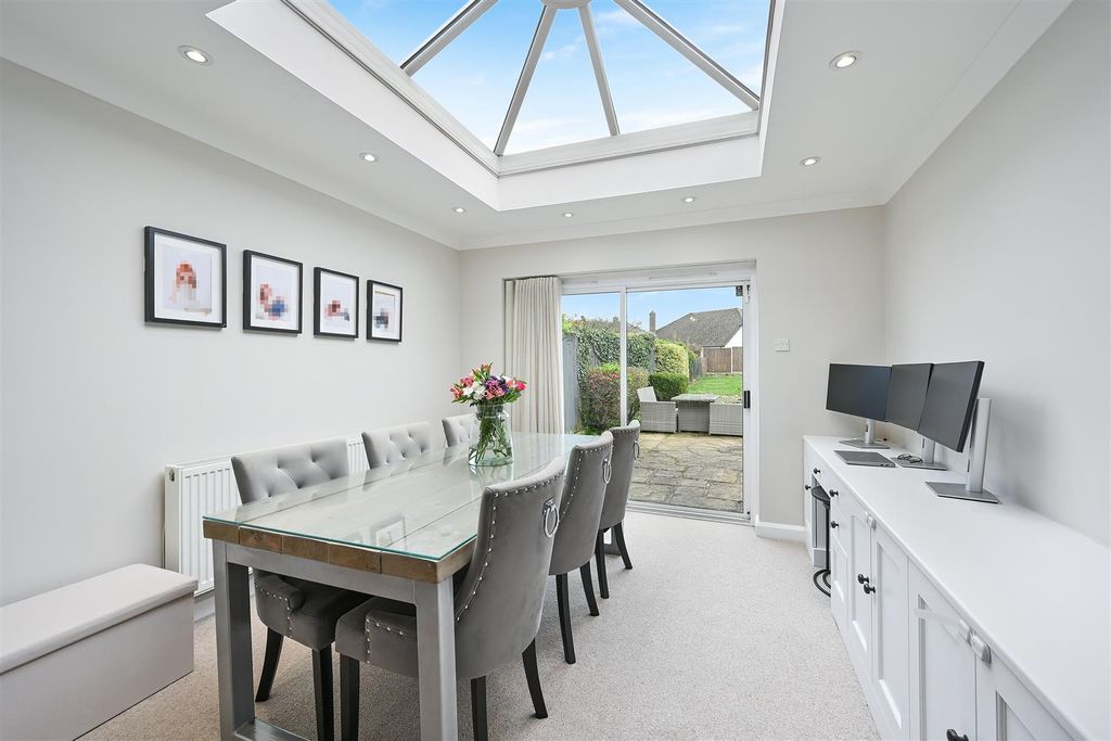 Property photo 3 of 20 Roundwood View, 6- (4).Jpg