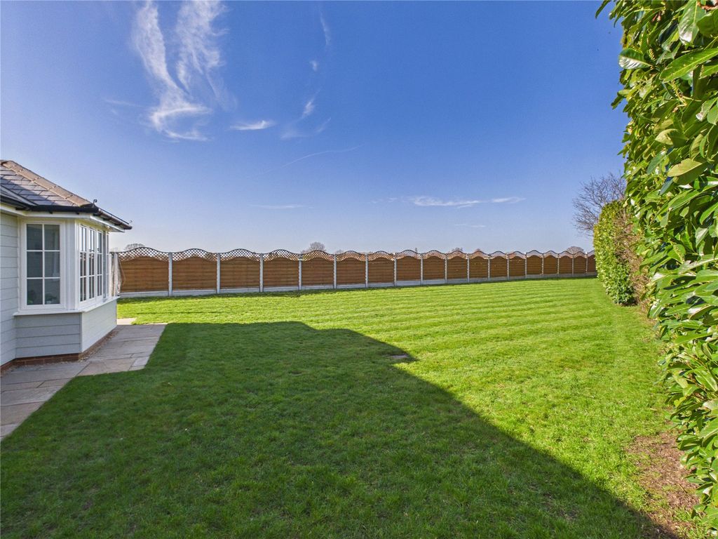 Property photo 3 of 28 Picture No. 42