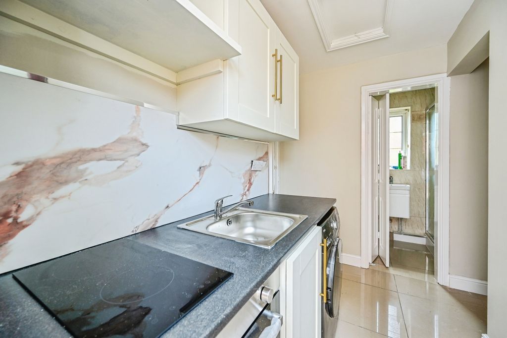 Property photo 2 of 21 Pbox-Img.Jpg