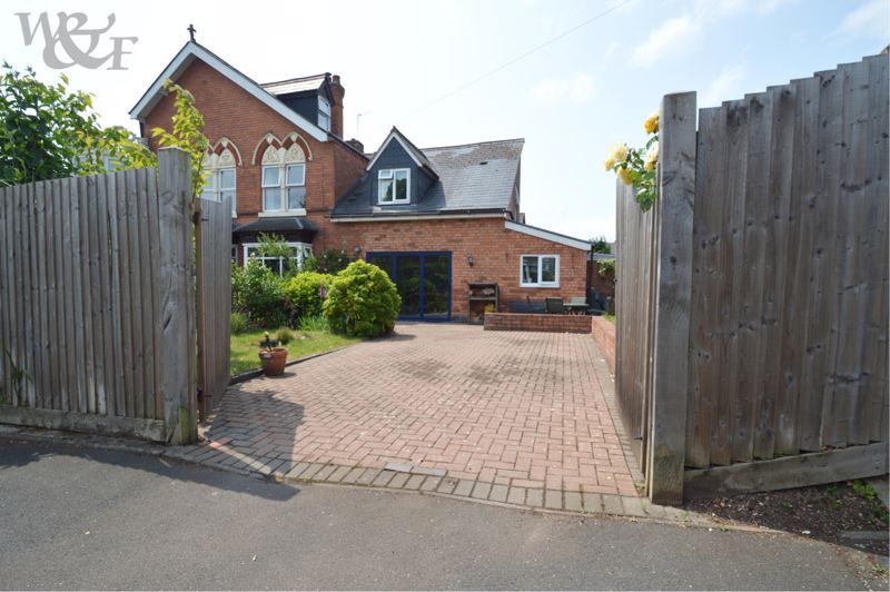 Property photo 2 of 59 Photo 81