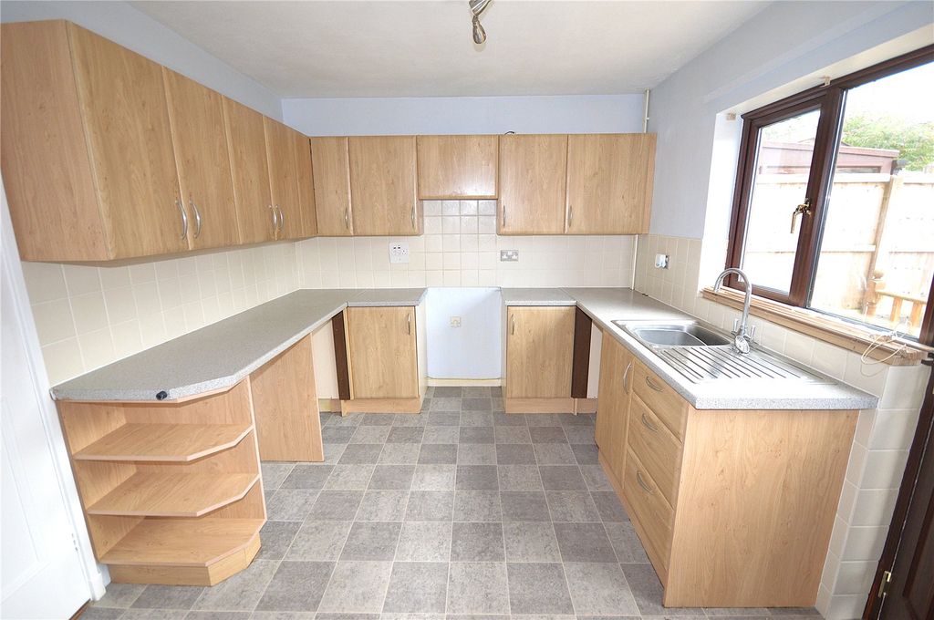 Property photo 2 of 18 Picture No. 27