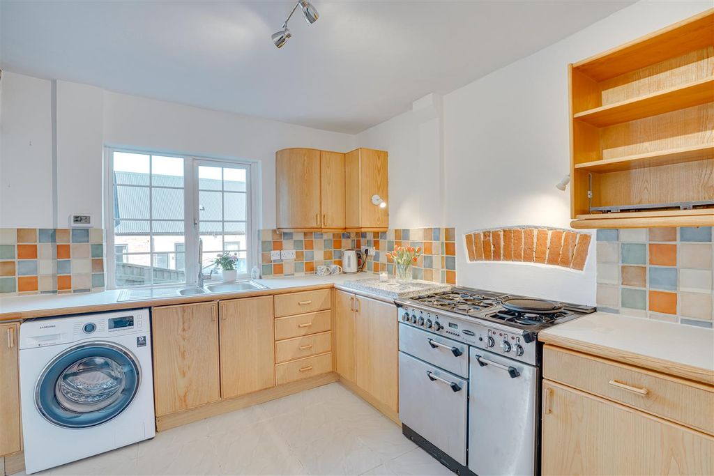 Property photo 2 of 17 1 The Hill, Ousden, Newmarket-7.Jpg