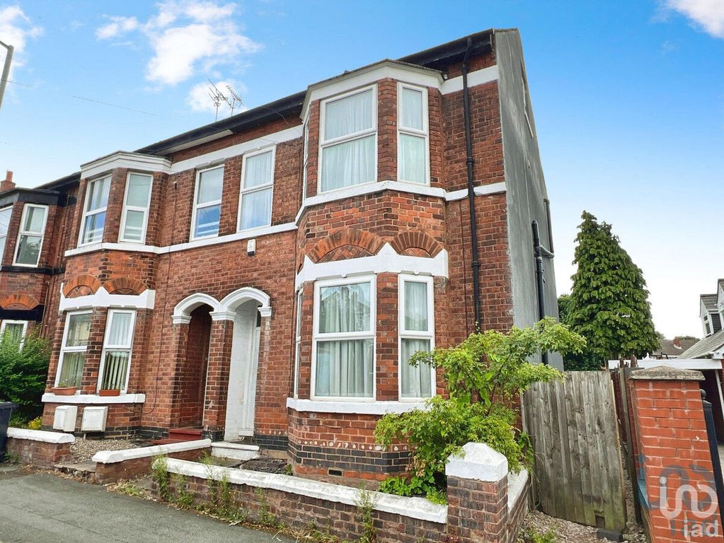 Property photo 1 of 35