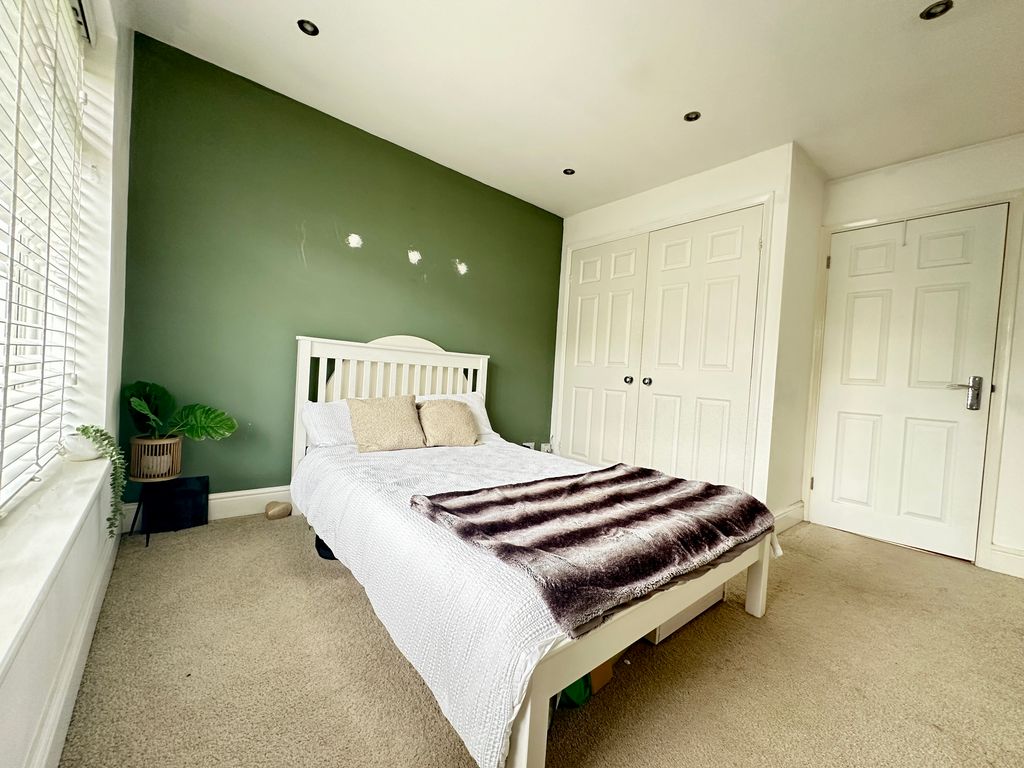 Property photo 3 of 18 Img_5252
