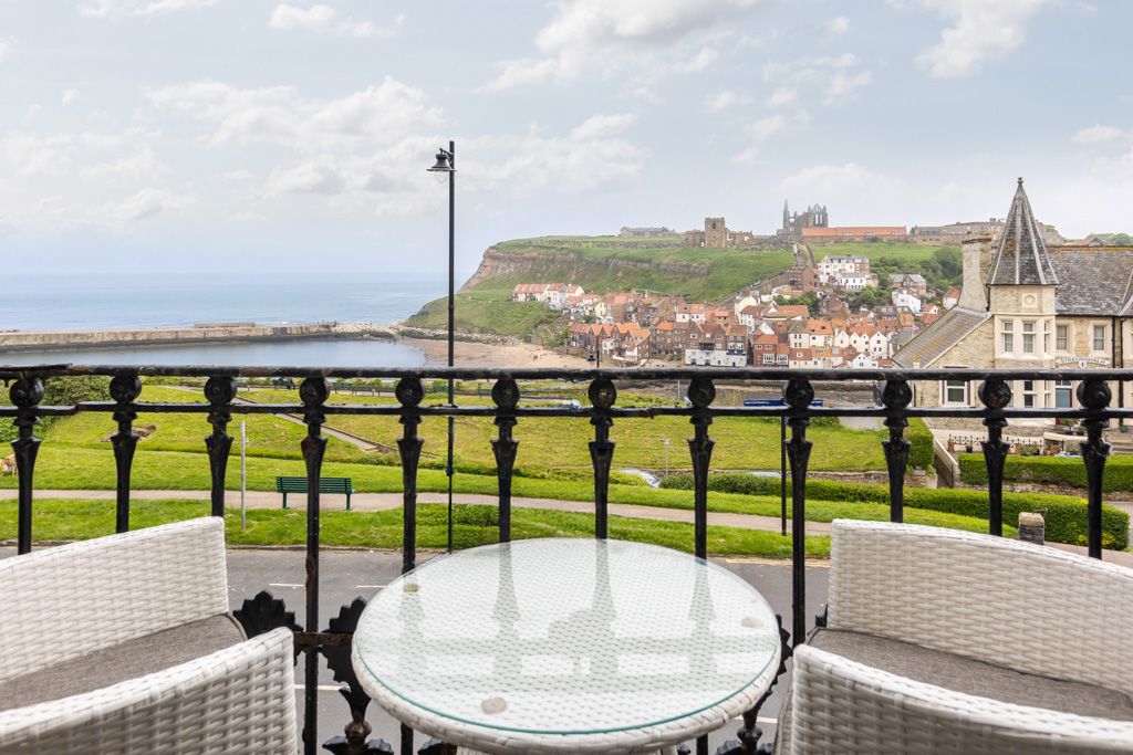 Property photo 2 of 13 Kirbysflats5Balcony2