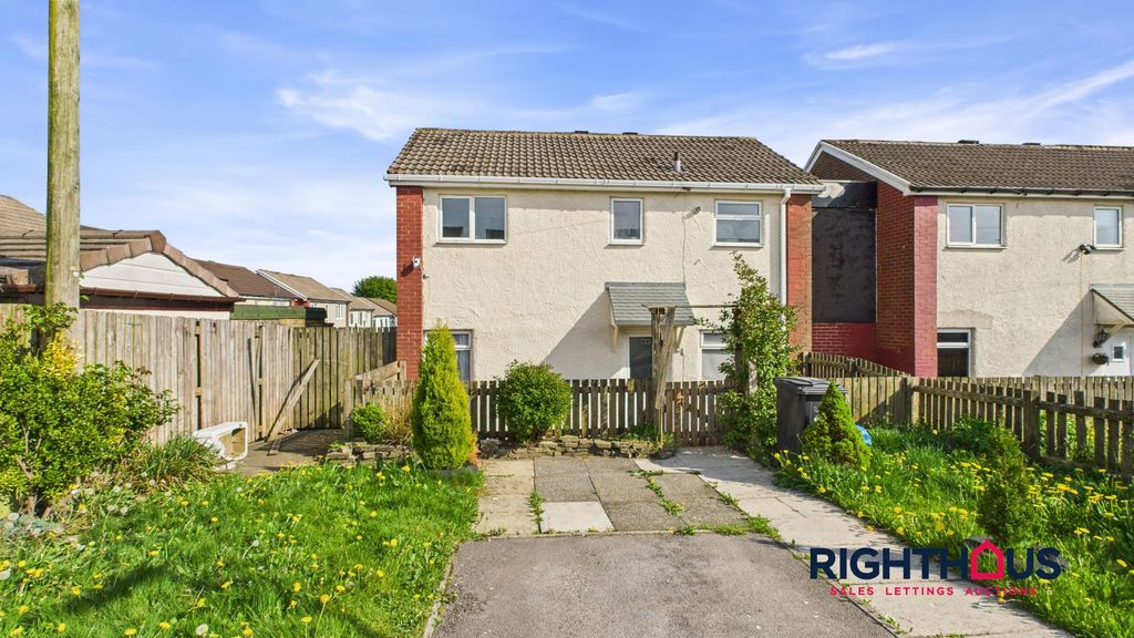 Property photo 1 of 27