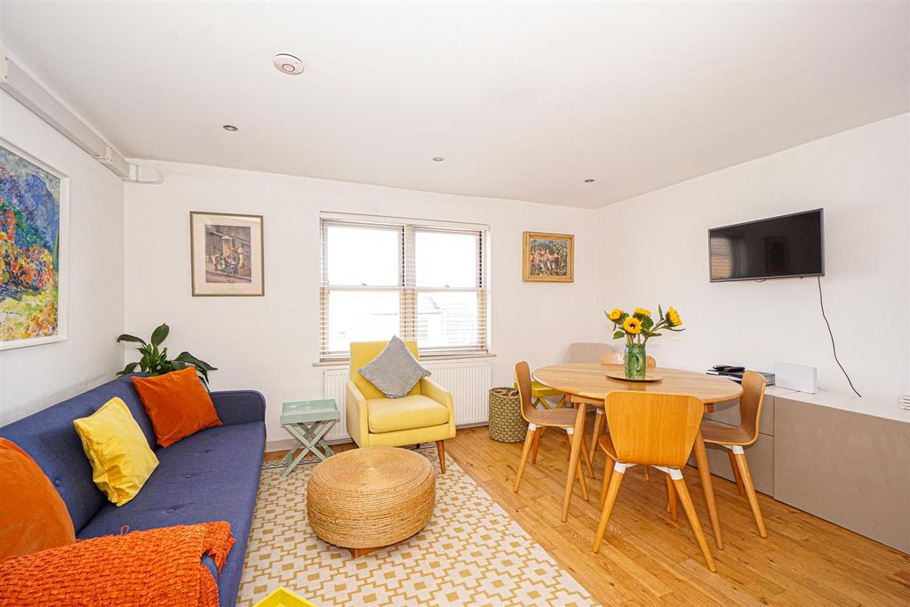 Property photo 2 of 30 Dsc00612_Alto.Jpg