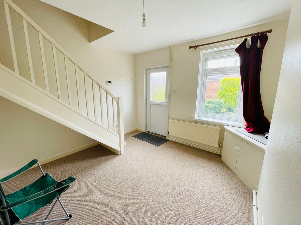 Property photo 2 of 8 Living Room