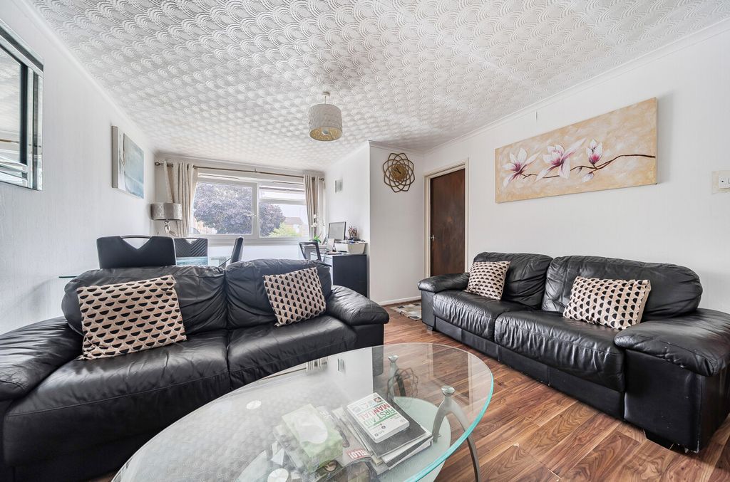 Property photo 2 of 13 1347708-14-68B719...