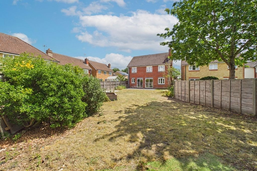Property photo 3 of 24
