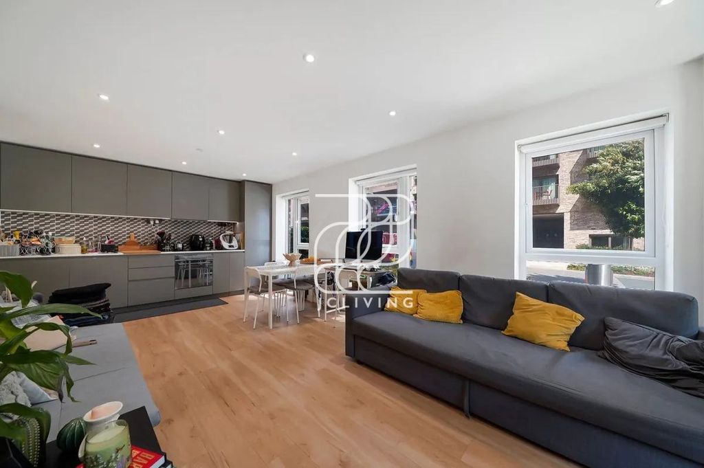 Property photo 1 of 9 Gallery