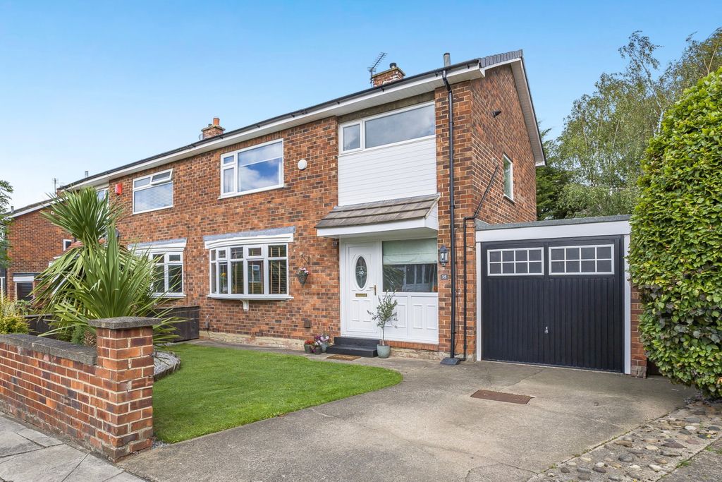 Property photo 1 of 23