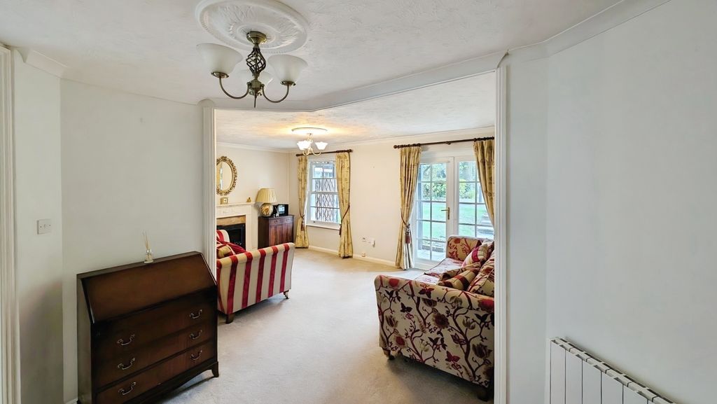 Property photo 3 of 14 Pbox-Img.Jpg