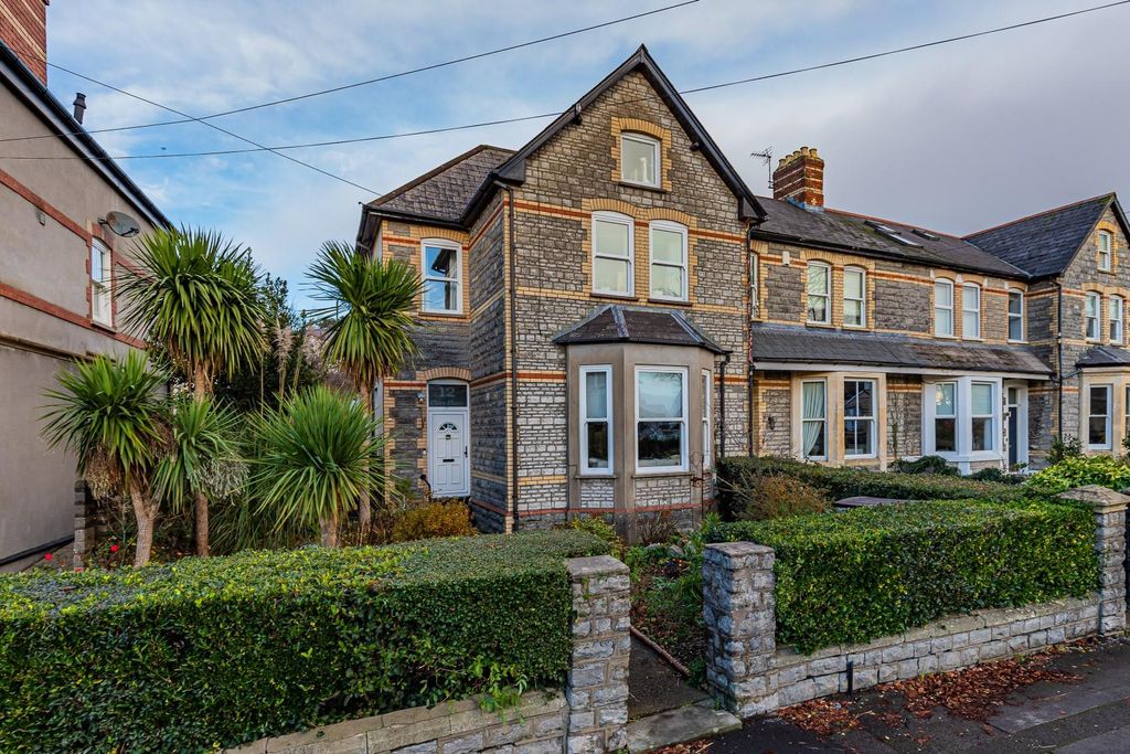 Property photo 1 of 28 Front