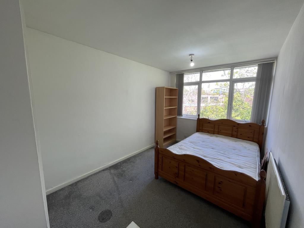 Property photo 3 of 11 Bedroom
