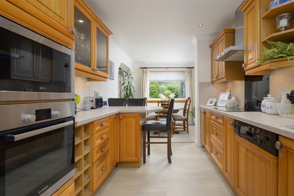 Property photo 3 of 31 25Athollbankdr-0011.Jpg