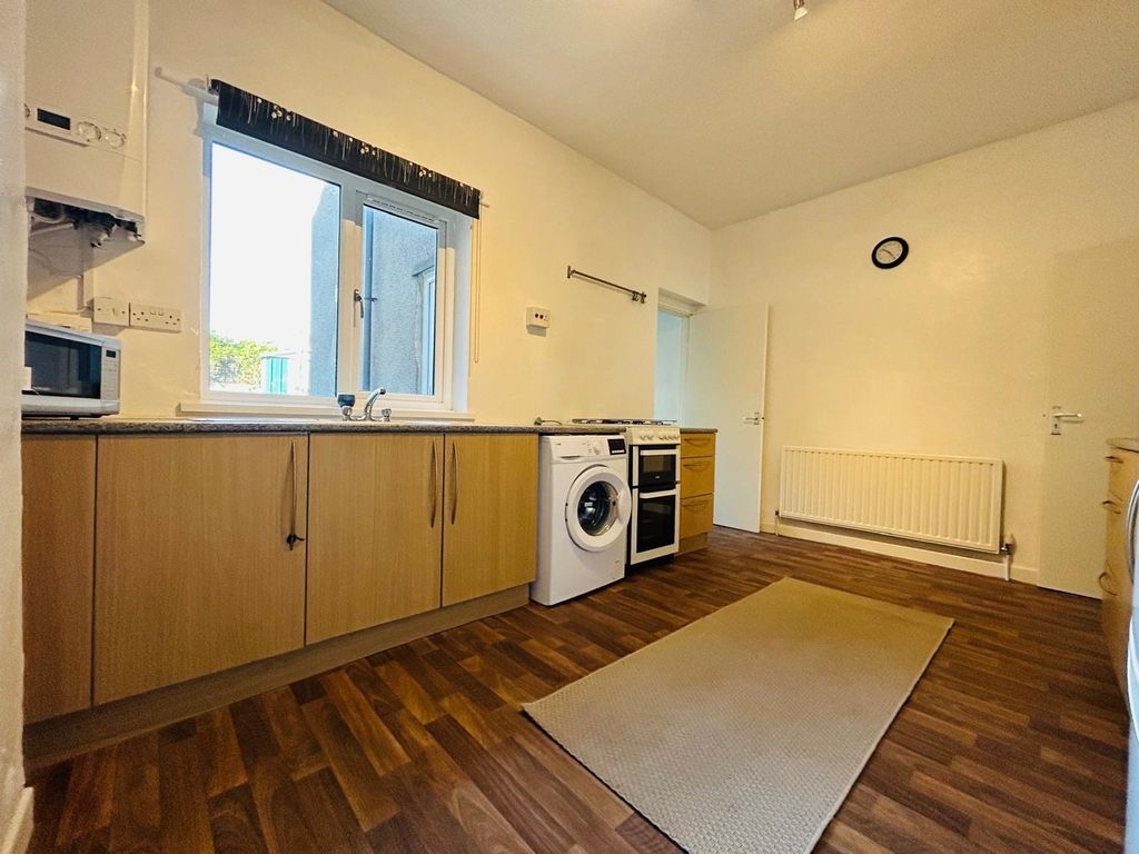 Property photo 2 of 15 View