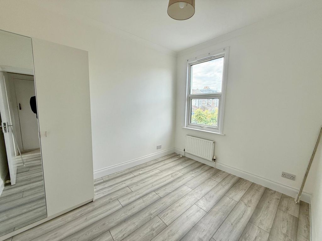 Property photo 3 of 10 Gallery