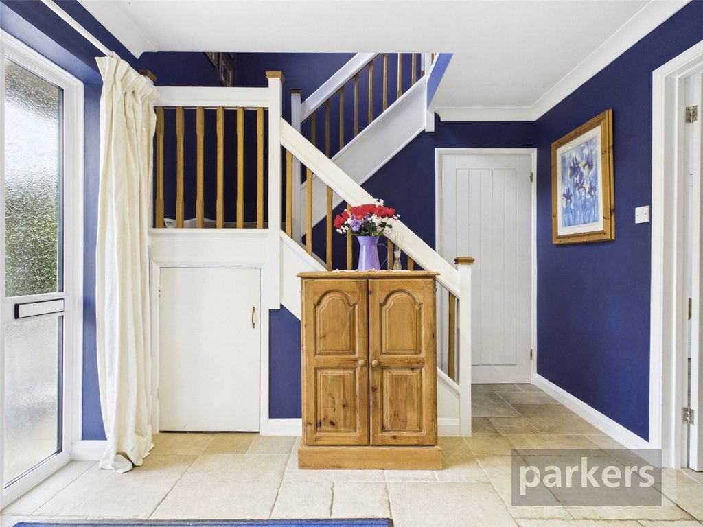 Property photo 3 of 35 Entrance Hallway