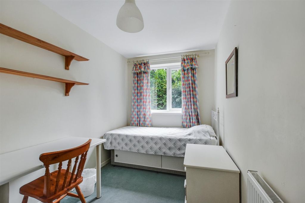 Property photo 1 of 12 2nd Bedroom.Jpg