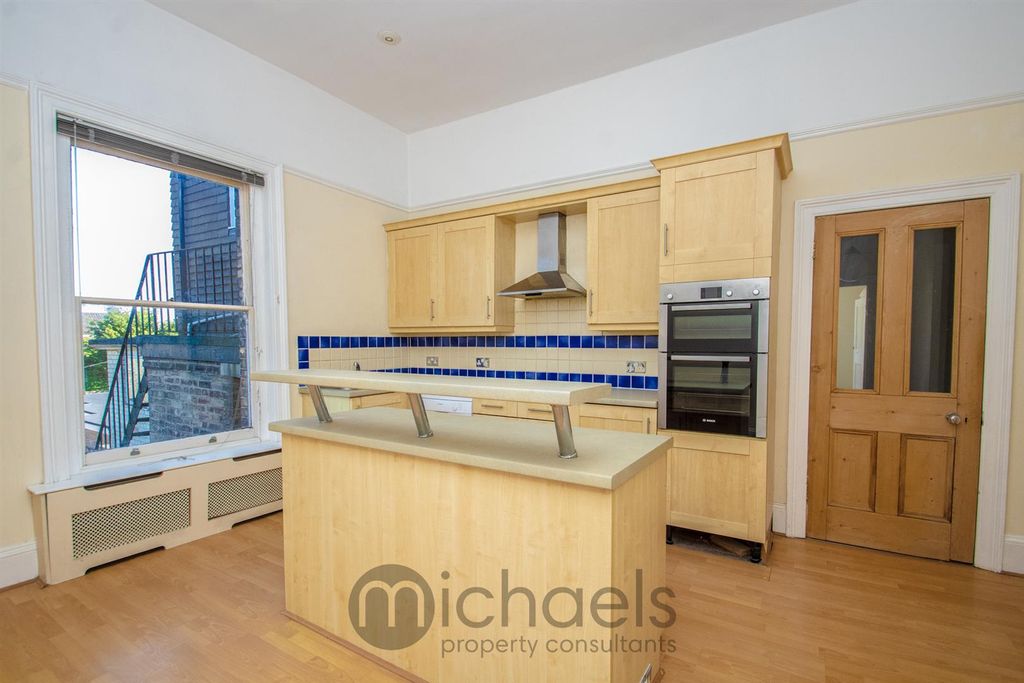 Property photo 3 of 10 Img_7609.Jpg