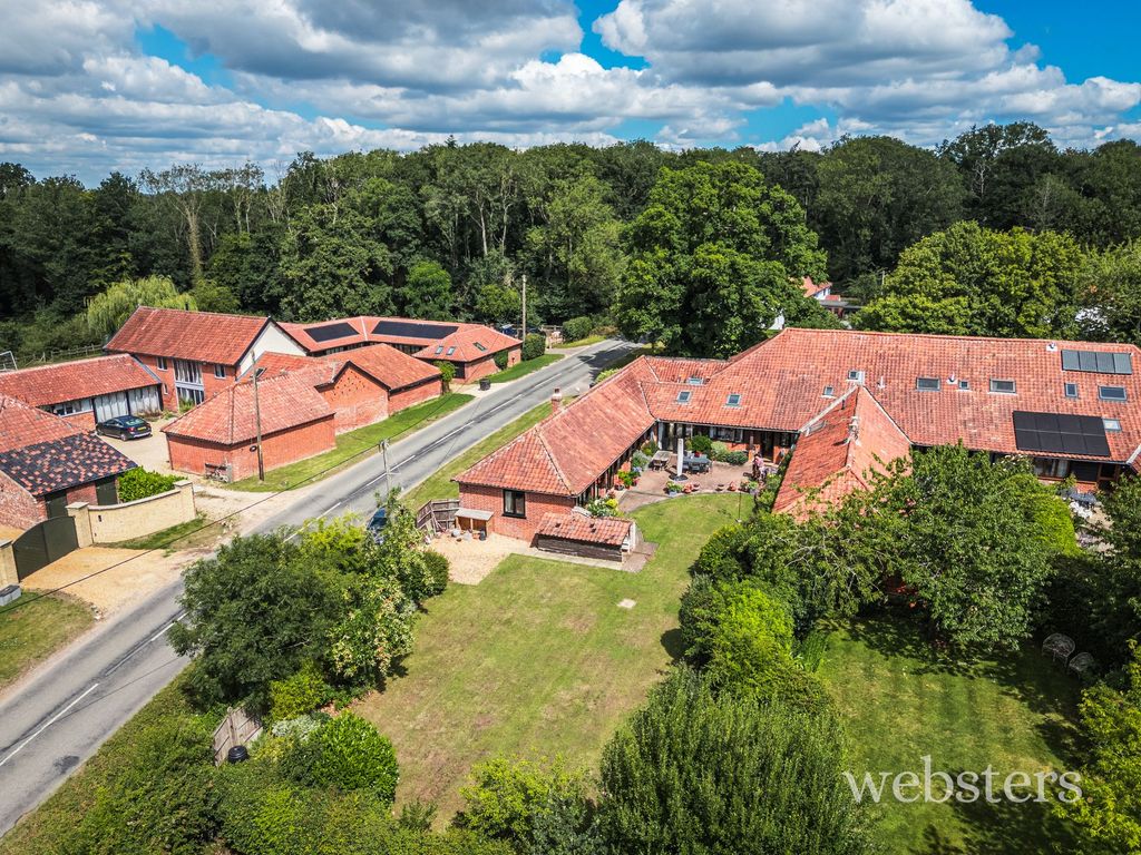 Property photo 1 of 33