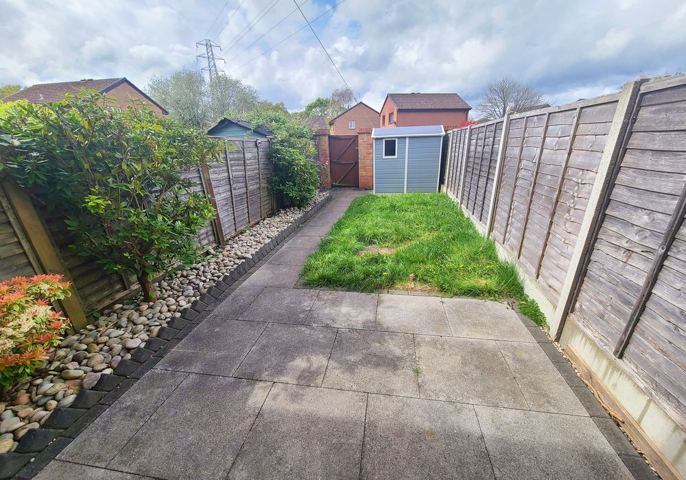 Property photo 2 of 12