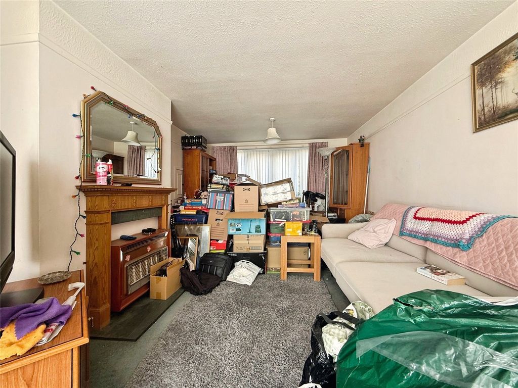 Property photo 2 of 11 Picture No. 16