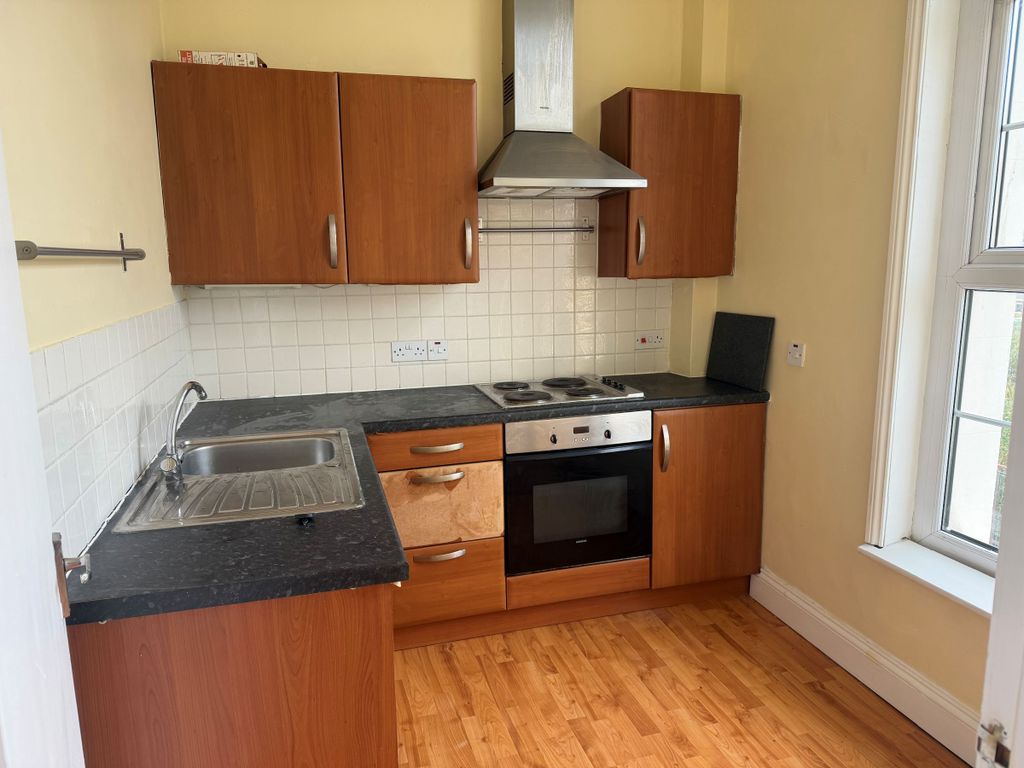 Property photo 1 of 4