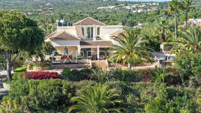 Property photo 1 of 23 Img 0