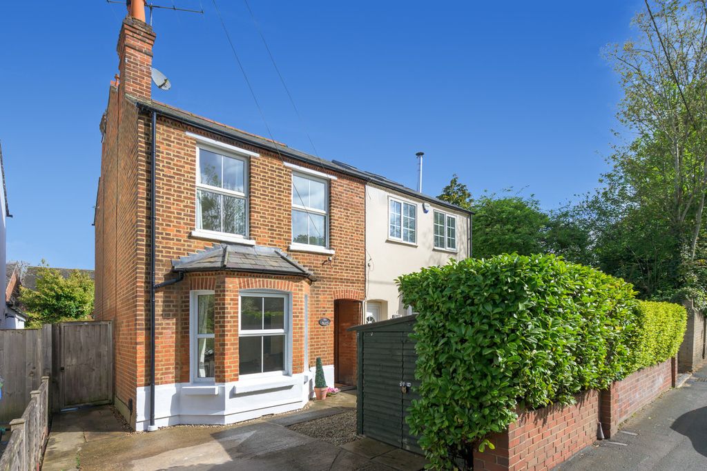 Property photo 1 of 17