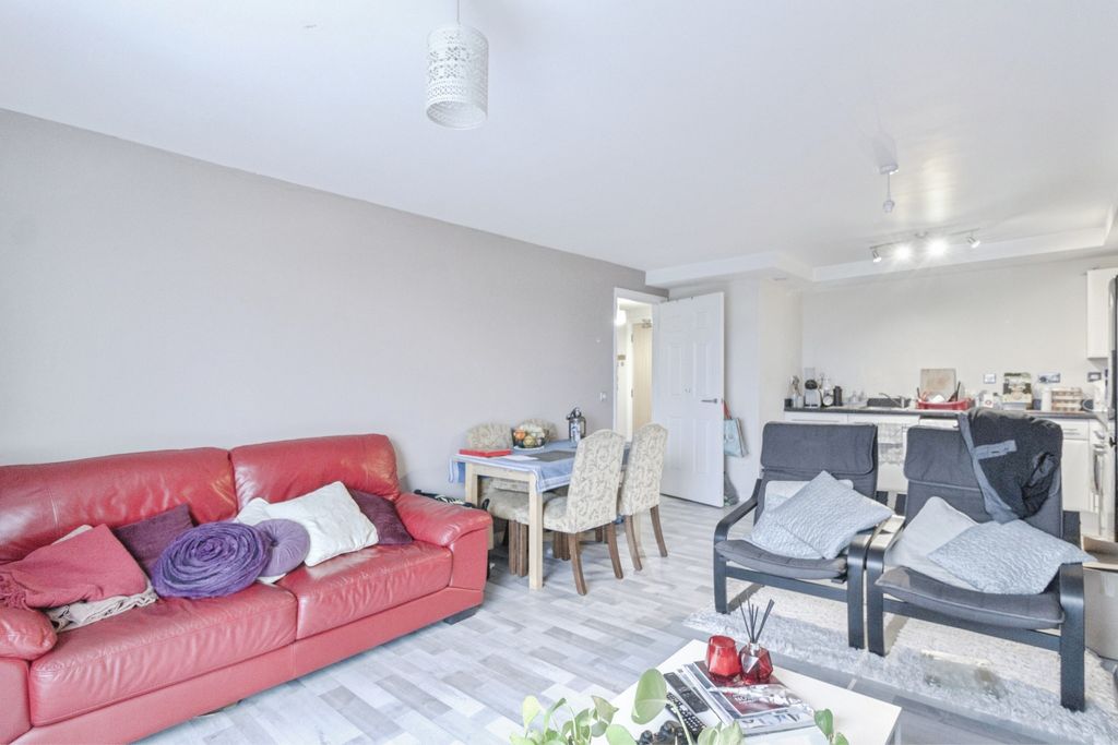 Property photo 2 of 15