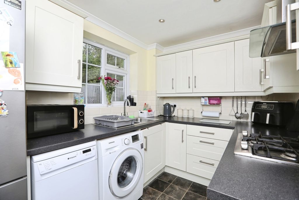 Property photo 2 of 38 Pbox-Img.Jpg