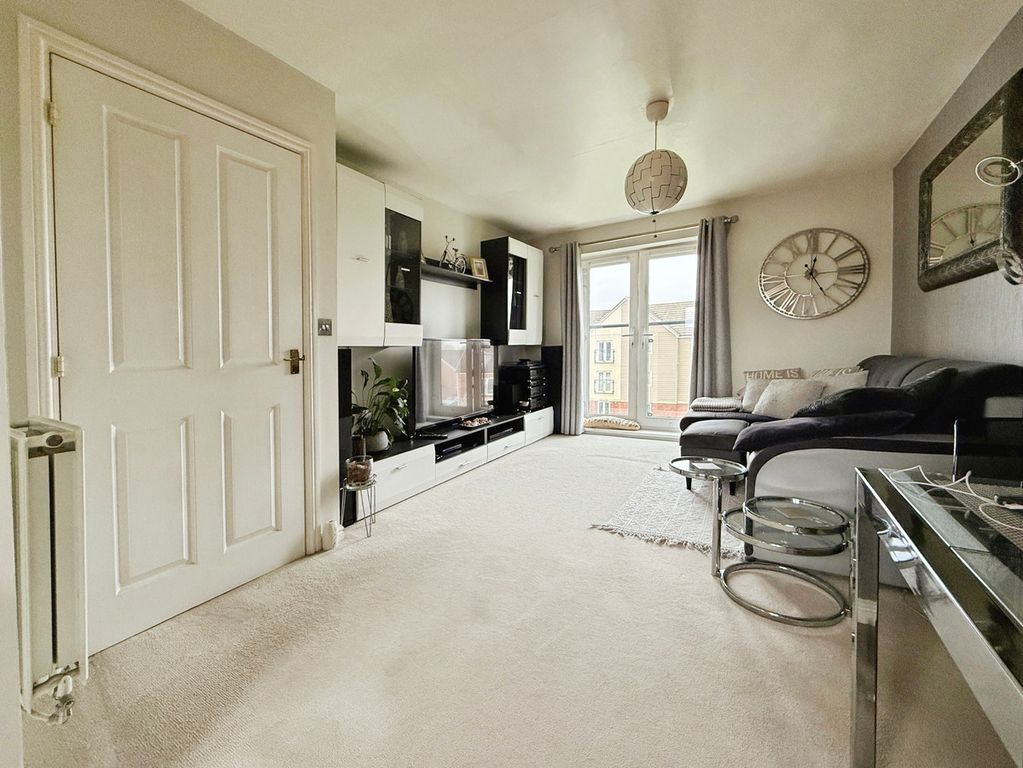 Property photo 3 of 6
