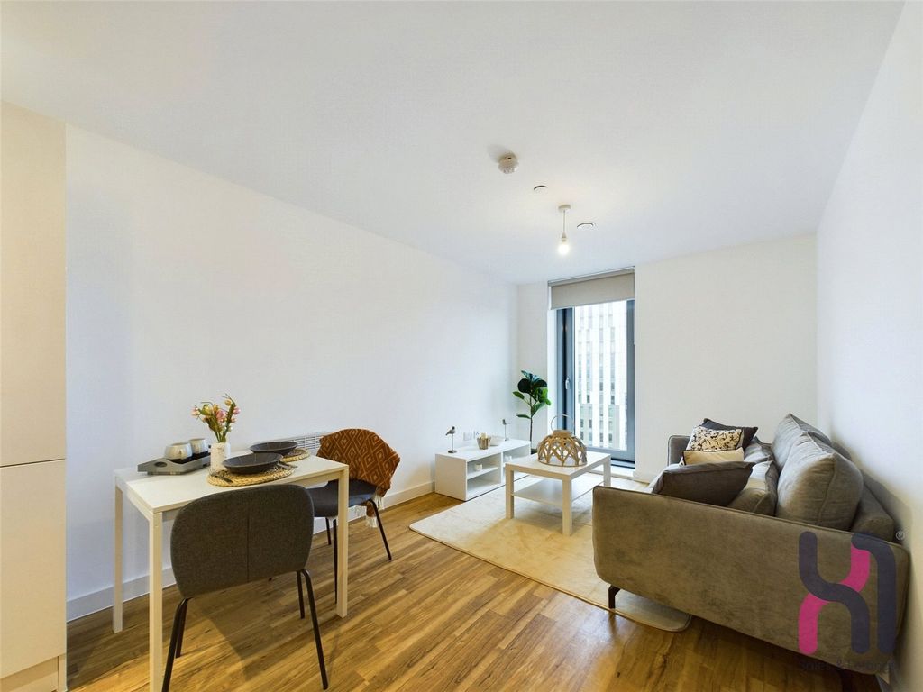 Property photo 1 of 6 Picture No. 06
