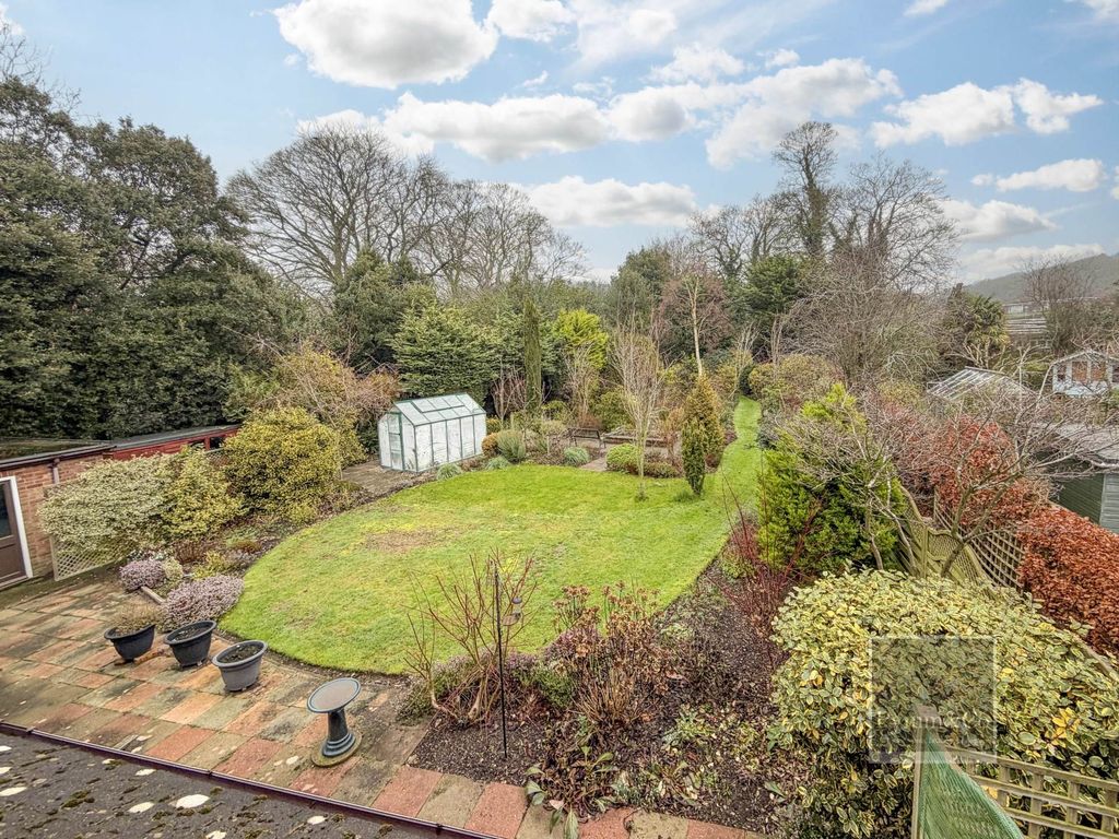 Property photo 3 of 26