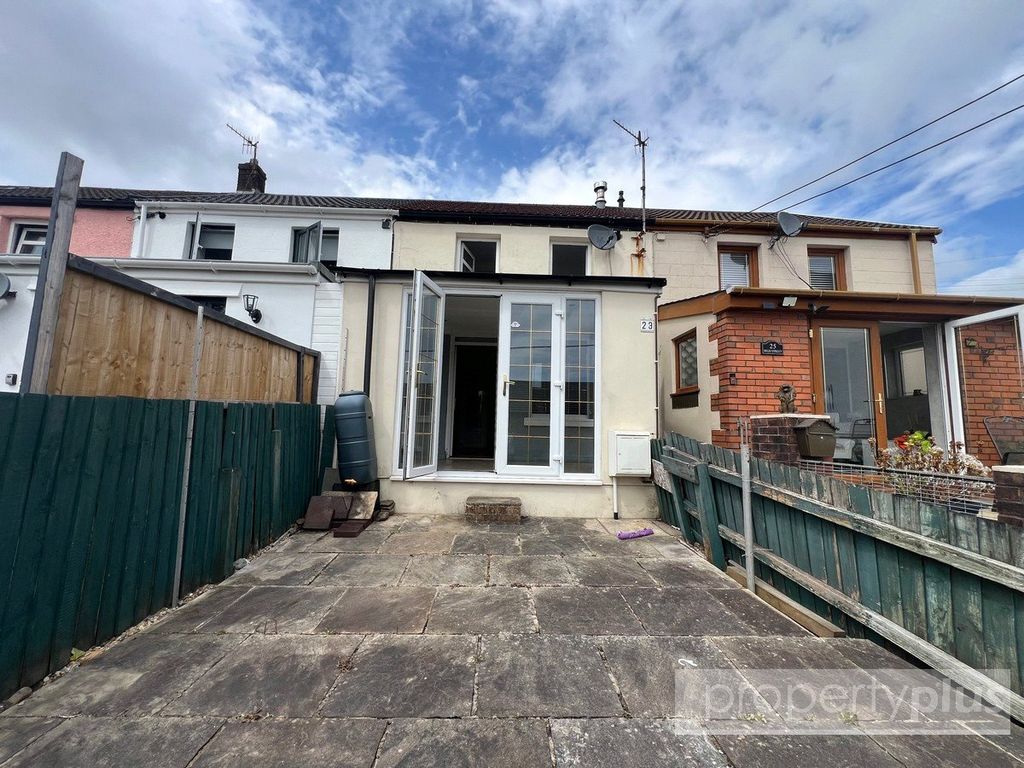 Property photo 1 of 12 Picture No. 02