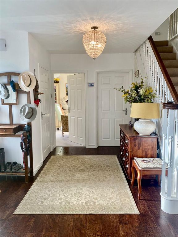 Property photo 3 of 47 Hallway