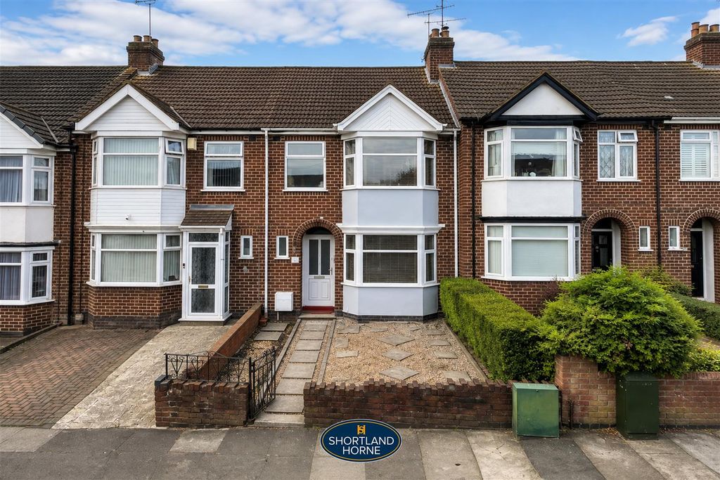 Property photo 1 of 24 Clovelly.Jpg