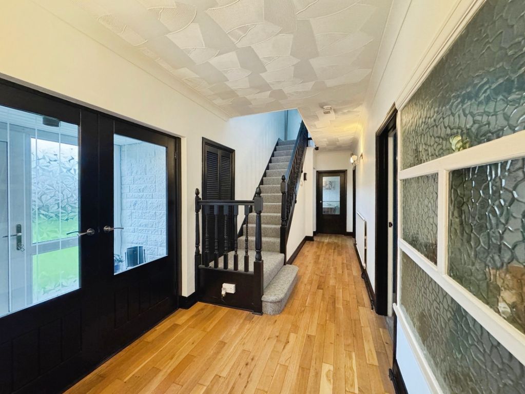 Property photo 3 of 50 4630914