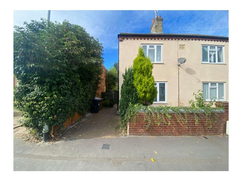 Property photo 1 of 9