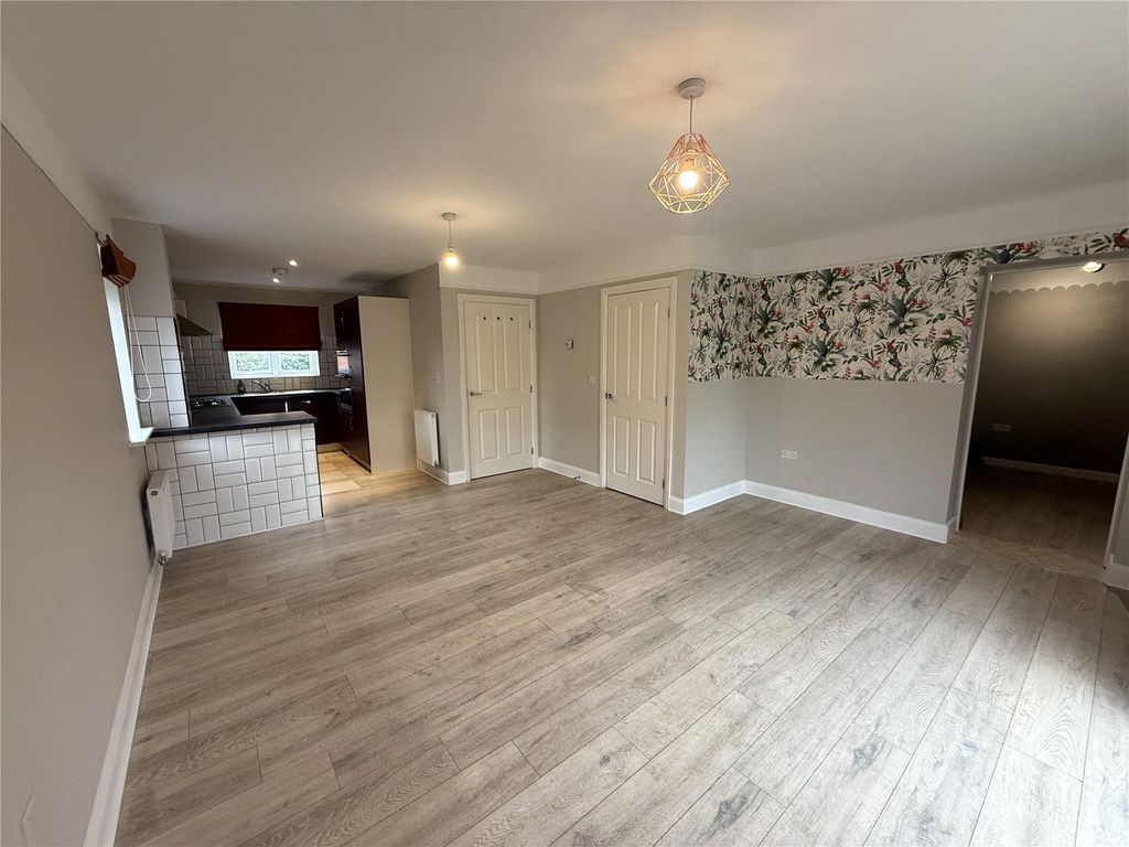 Property photo 2 of 24 Picture No. 19