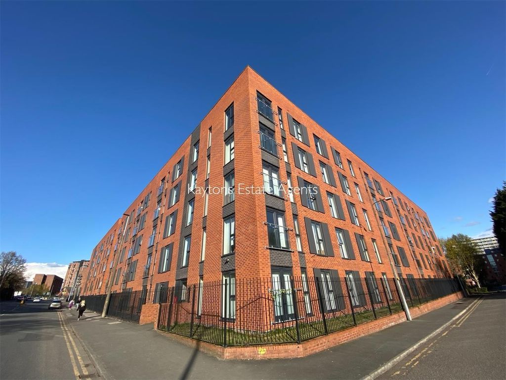 Property photo 1 of 13