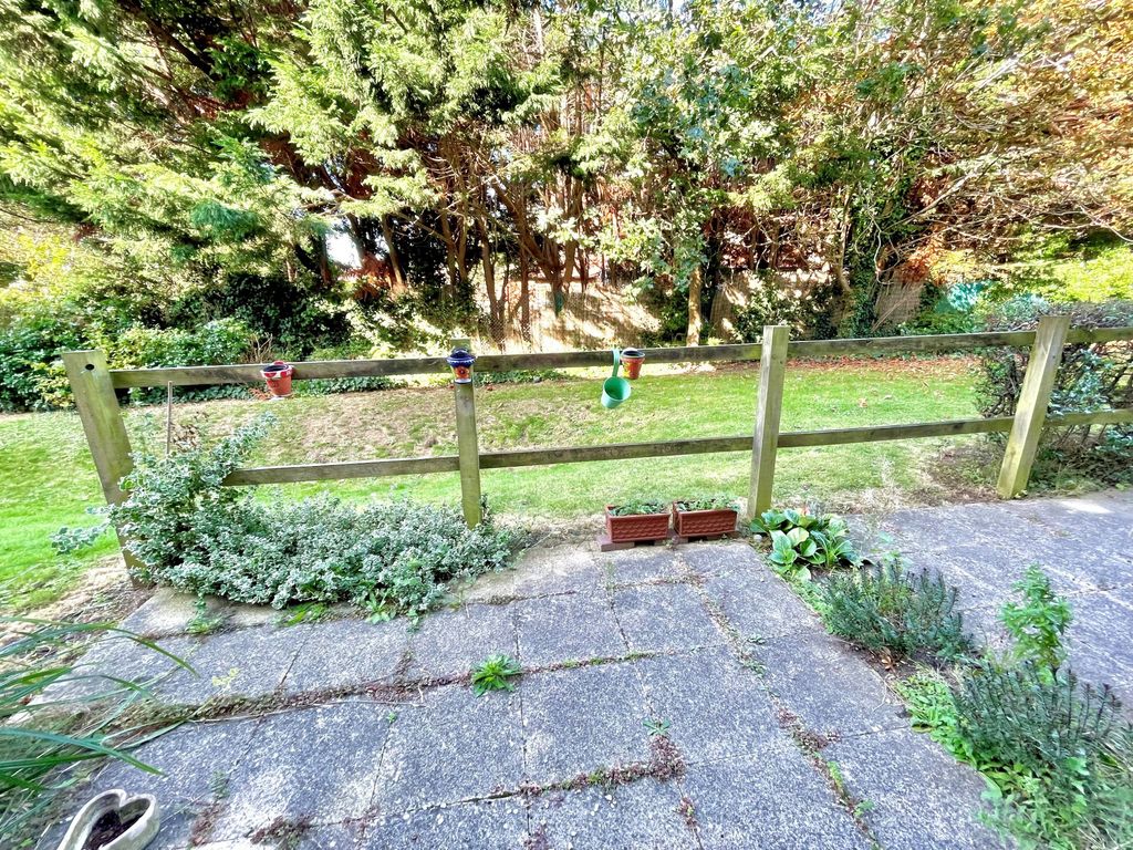 Property photo 3 of 7