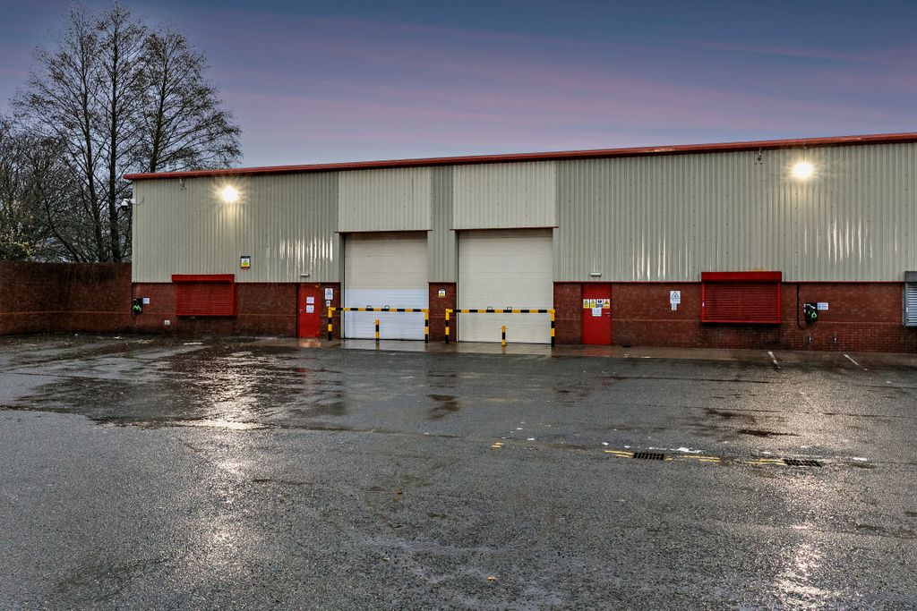 Property photo 1 of 11