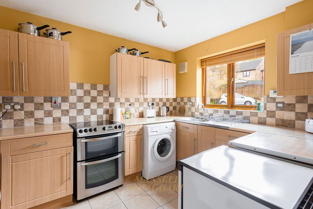 Property photo 3 of 26