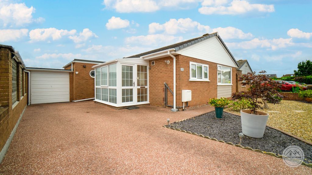 Property photo 1 of 25