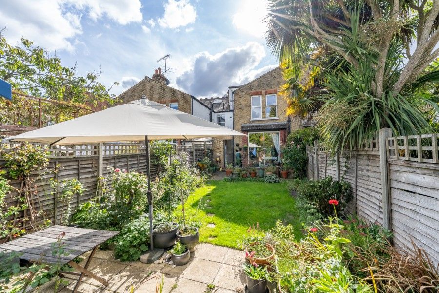 Property photo 3 of 21