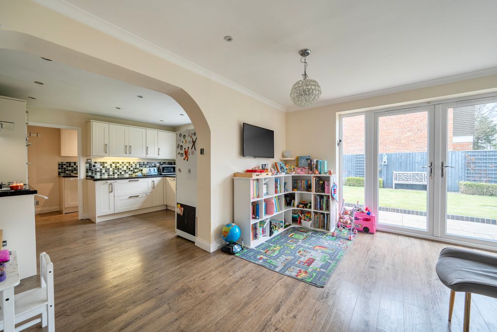 Property photo 3 of 20 14321001969c28773Ecbaa