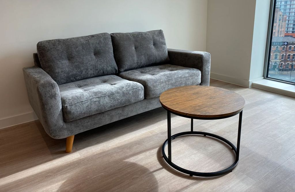 Property photo 2 of 12